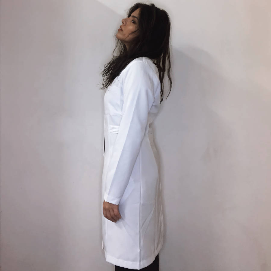 Jaleco Feminino Branco Acinturado Gabardine Microfibra Pesada - Imagem 4
