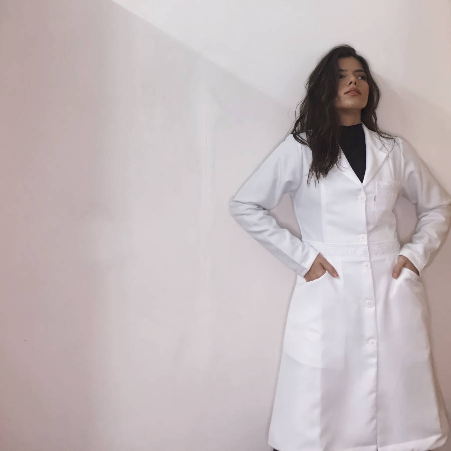 Jaleco Feminino Branco Acinturado Com Renda Gabardine Microfibra - Imagem 3