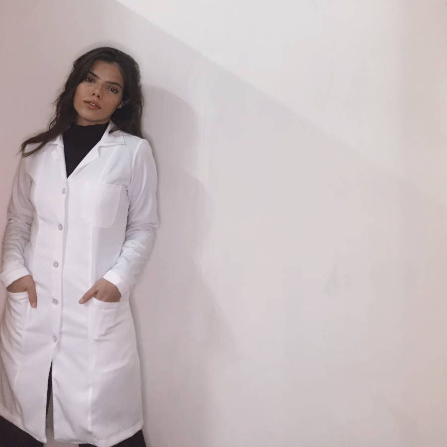 Jaleco Feminino Branco Acinturado Gabardine Premium Bi Stretch - Imagem 3